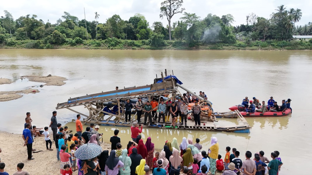 Pertambambangan emas di Kuansing