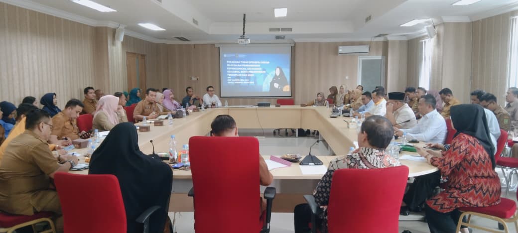 Pansus Ranperda Pemberdayaan Ketahanan Keluarga DPRD Riau serap aspirasi di Rokan Hilir