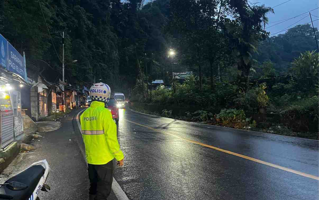 Lalu lintas di Lembah Anai