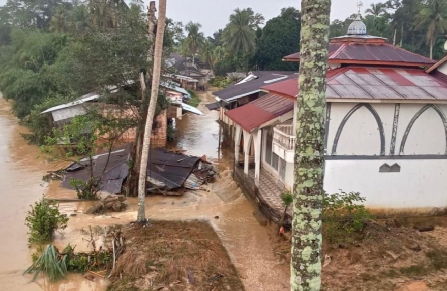 Pemukiman terdampak banjir bandang di Kampar