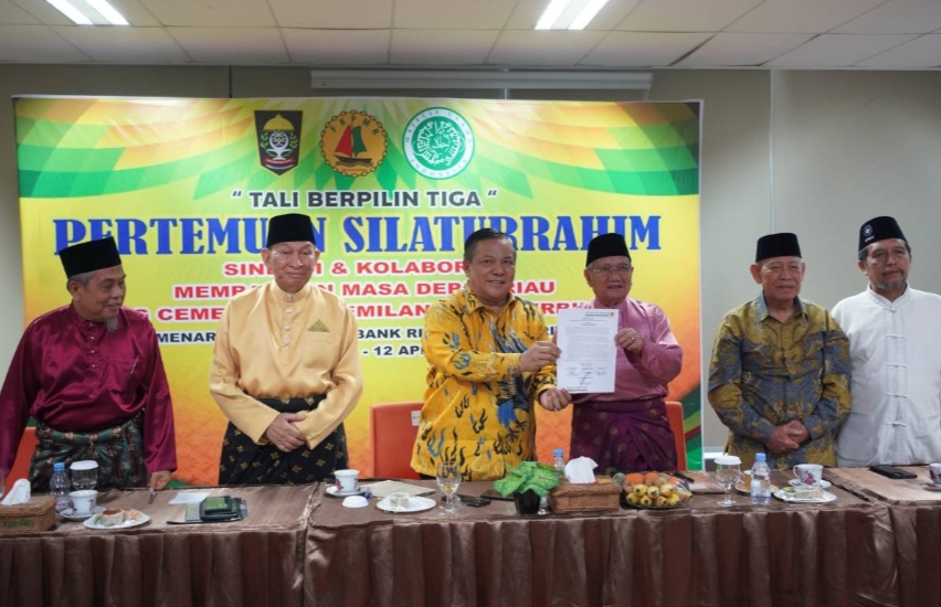 Pertemuan FKPMR dengan elemen masyarakat Riau
