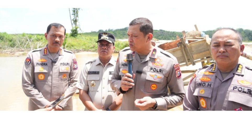 Wakapolda Riau, Brigjen Pol. Hengky Haryadi