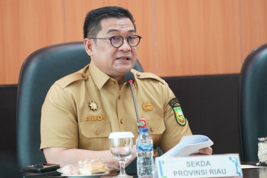 Sekretaris Daerah Provinsi Riau, Syahrial Abdi