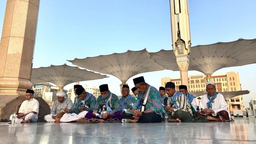 Jemaah di Madinah