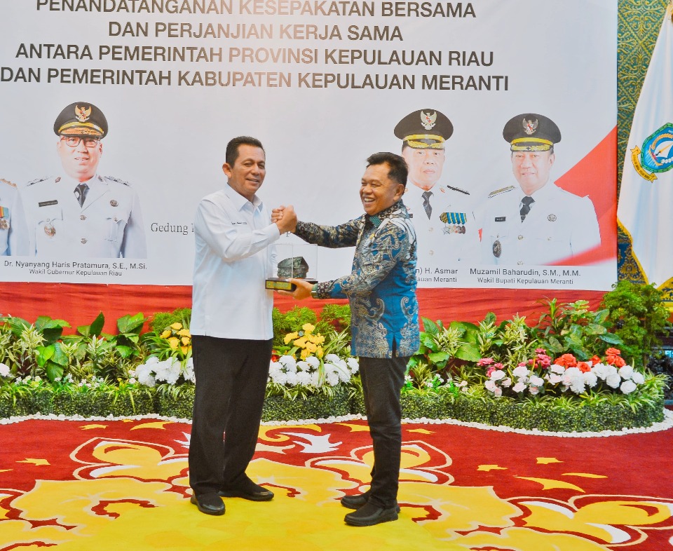 Usai penandatanganan MoU Pemkab Meranti dengan Pemprov Kepri