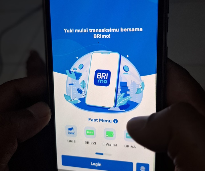Aplikasi BRImo memiliki banyak fitur untuk transaksi. Foto: Surya/Riau1.
