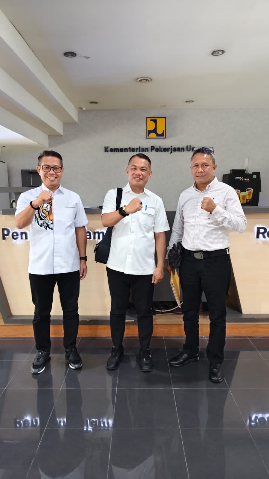 Jajaran pejabat Pemkab Rohil di Kementerian PU