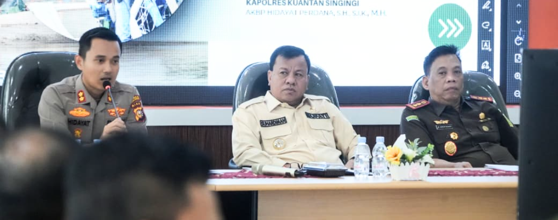 Pembentukan Satgas Terpadu Berantas Penambangan Emas Ilegal di Kuansing