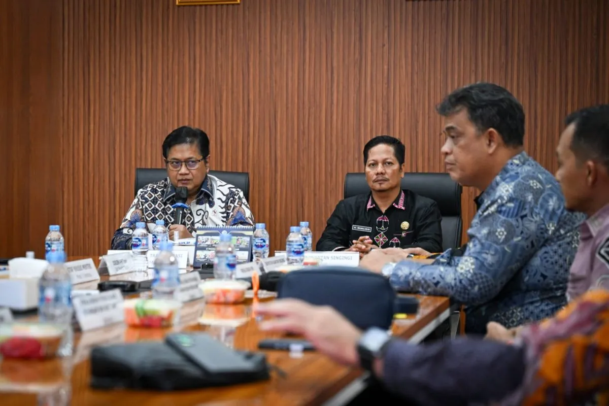Pertemuan Wamentrans dengan Pemkab Kuansing/Antara