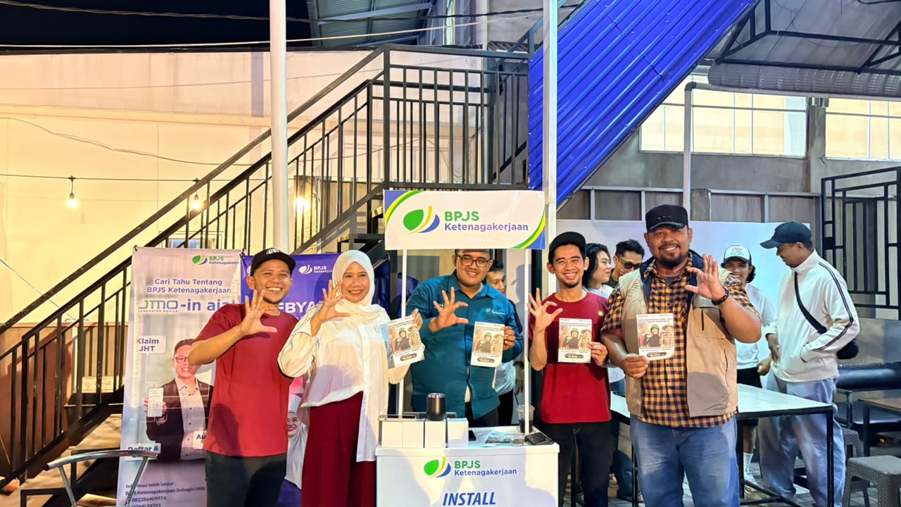 Kacab BPJS Ketenagakerjaan Inhil bersama Wabup Inhil dan Camat Tembilahan