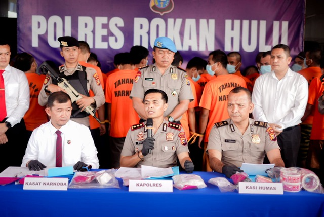 Press realese Polres Rohul