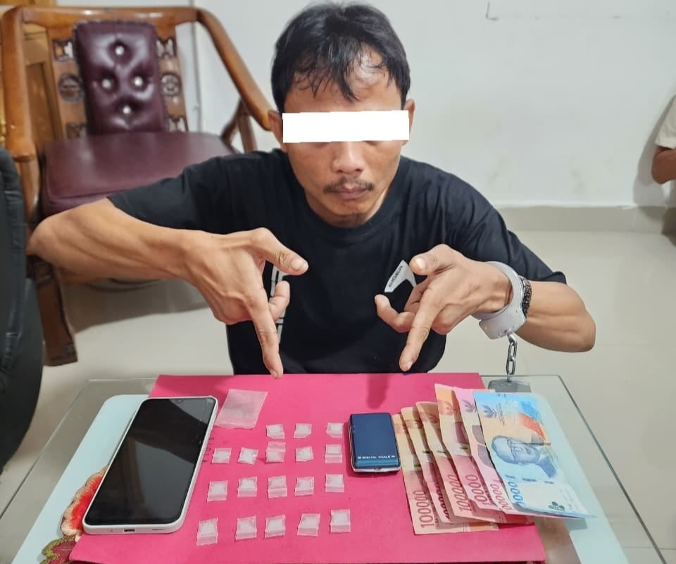 18 Paket Sabu Siap Edar dan Pelaku W Diamankan Polisi di Bengkalis