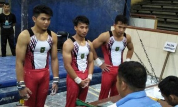 Tiga atlet senam andalan Riau, M Tri Saputra, M Aprizal dan Agung Suci Tantio Akbar