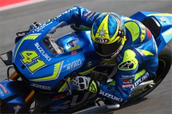 Rider MotoGP, Aleix Espargaro menggunakan helm KYT
