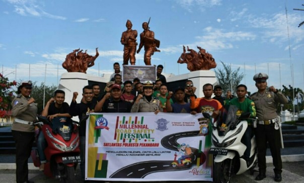 Satlantas Polresta bersama komunitas HPCI Chapter Riau