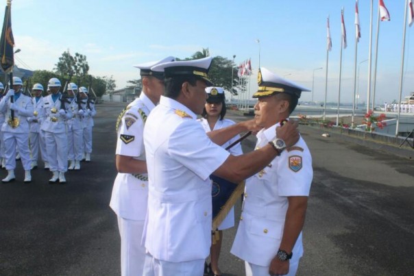 Wahyu Dili Yudha Hadianto resmi dilantik menjadi Danlanal Dumai. 