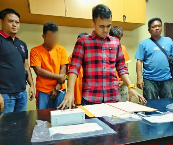 Ipda Rachmat Wibowo dalam jumpa persnya di Polresta Pekanbaru, Selasa siang (Foto/ Riau1)