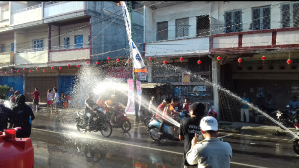 Festival Perang Air Selatpanjang/R1-Puri