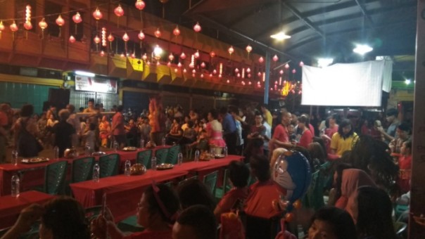 Suasana perayaan Cap Go Meh di Kampung Tionghoa Melayu (KTM) Pekanbaru (foto: barkah/riau1.com)
