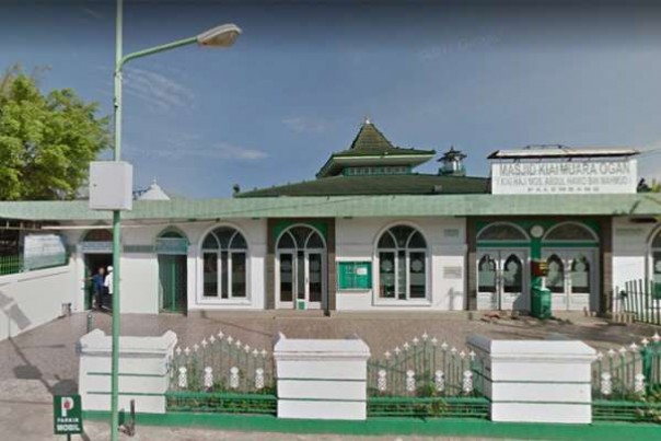 Ini kompleks Masjid dan Makam Ki Marogan di Kertapati, Palembang. 