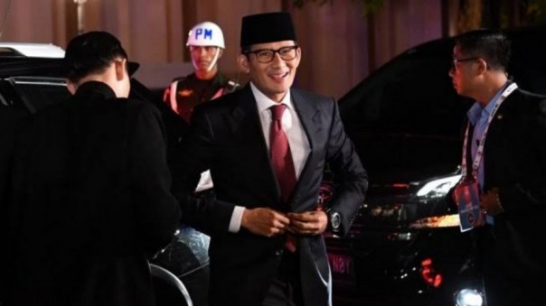 Cawapres Nomor urut 02, Sandiaga Salahuddin Uno saat menghadiri debat Pilpres 2019 putaran ketiga