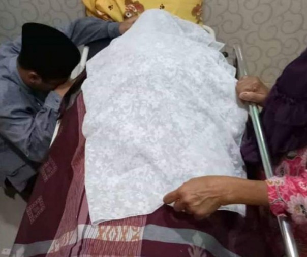 Ibunda Ustadz Abdul Somad meninggal di RS Sansani Pekanbaru. Foto: Facebook Tengku Muhammad Alfan Al-Munadzri. 