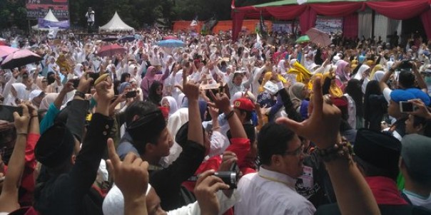 Ini foto penampakan masyarakat Betawi Condet Deklarasi dukung Prabowo-Sandi, Minggu siang. 