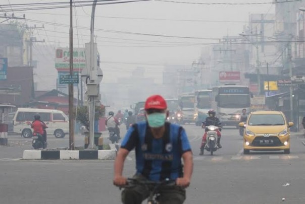 Ilustrasi kabut asap di Riau