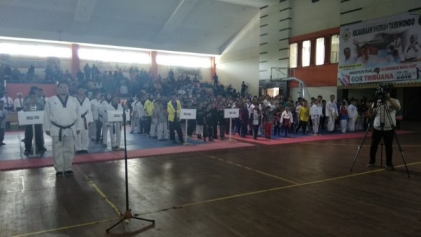 Ratusan taekwondoin se-Riau mengikuti Kejurda Senior Junior dan Gubernur Cup 2019 di GOR Tribuana Pekanbaru (foto: barkah/riau1.com)