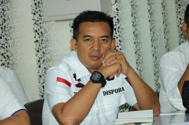 Kadispora Kota Pekanbaru, Zulfahmi Adrian
