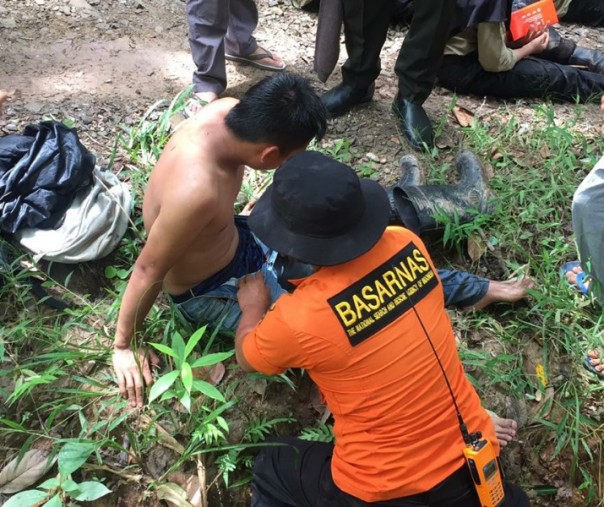 Kondisi salah seorang siswa yang hilang di hutan Bukit Tigapuluh, Inhu (Foto Basarnas Pekanbaru)