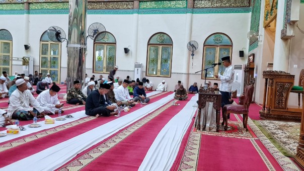 Peringatan Isra' Miraj di Masjid Darul Ulun Selat