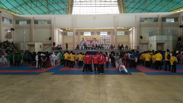 Pembukaan Kejurprov Forki Riau XII 2019 di GOR Anggar Unilak Pekanbaru (foto: barkah/riau1.com)