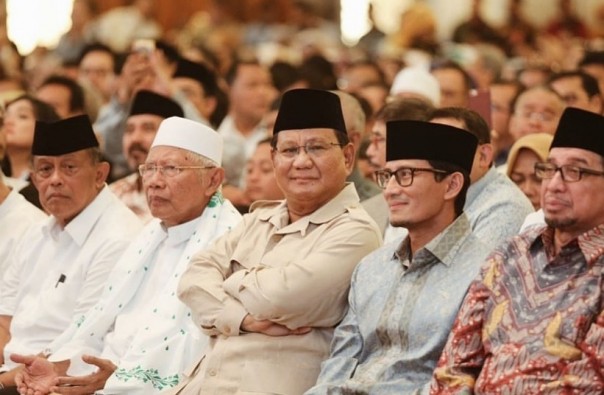 Capres-Cawapres nomor urut 02, Prabowo Subianto dan Sandiaga Salahuddin Uno bersama para tokoh BPN Prabowo-Sandi