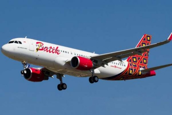 Pesawat terbang Batik Air. 