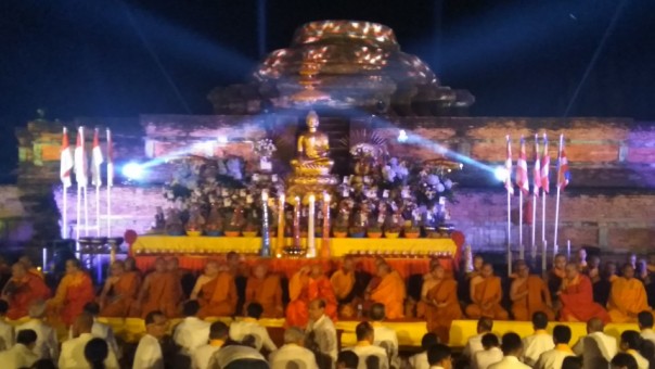 Perayaan Waisak Nasional KBI 2019 di Candi Muara Takus Kampar (foto: barkah/riau1.com)