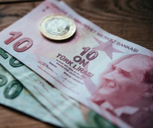 Ilustrasi pecahan mata uang Turki, Lira (Foto: Istimewa/Internet)