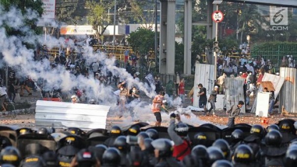 Kerusuhan saat Aksi 22 Mei di Jakarta