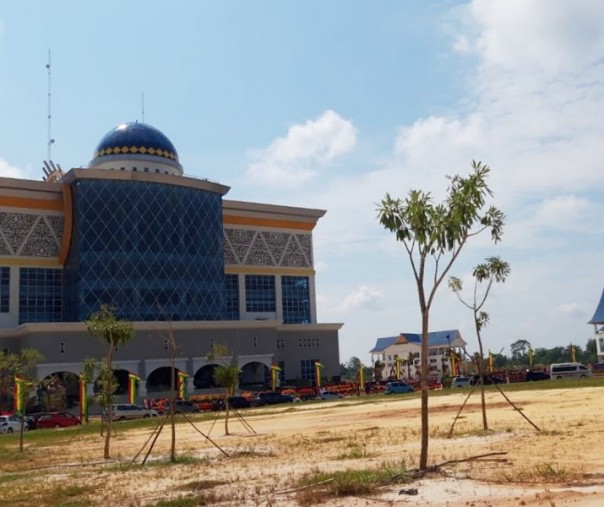 Gedung utama di kompleks perkantoran Pemko Pekanbaru di Tenayan Raya. Foto: Istimewa.