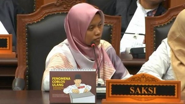 Nur Lathifah, Saksi Tim kuasa hukum Prabowo-Sandi saat memberikan keterangan dalam sidang lanjutan sengketa Pilpres 2019 di MK