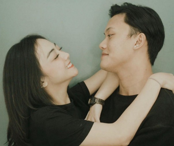 Rizky Febian dan kekasihnya Azalia Bianda (Foto: Istimewa/Instagram @rizkyfbian)