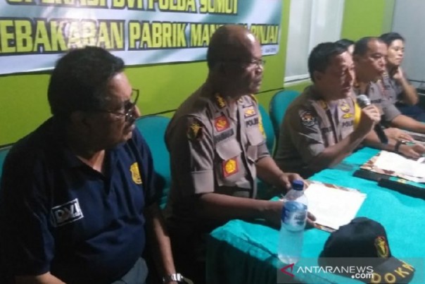 Jajaran Polda Sumut saat konferensi pers, Jumat malam.