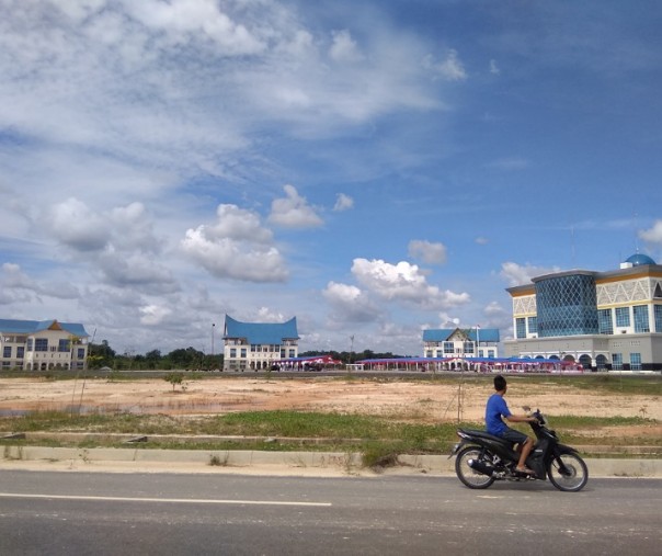 Kompleks perkantoran Pemko Pekanbaru di Kecamatan Tenayan Raya. Foto: Surya/Riau1.