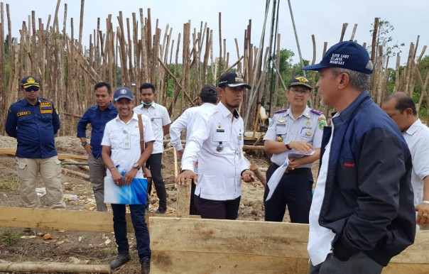 Wabup Meranti Tinjau Pembangunan Kantor Camat Pulau Merbau dan Tasik Putri Puyu