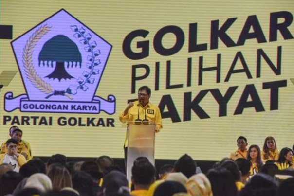 Ketua Umum DPP Partai Golkar Airlangga Hartarto dalam sebuah acara. 
