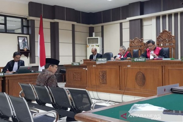 Taufik Kurniawan saat sidang PN Tipikor, Semarang, Senin. 