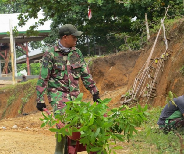 Prajurit TNI Satgas TMMD di Kampar.