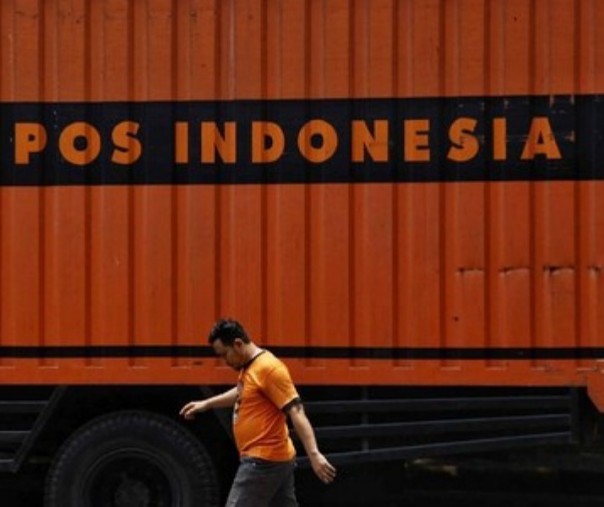 Kontainer milik PT Pos Indonesia. Foto: Detik.com.