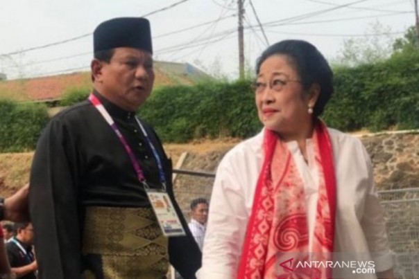 Prabowo Subianto dan Megawati Soekarnoputri dalam sebuah acara beberapa waktu lalu. 