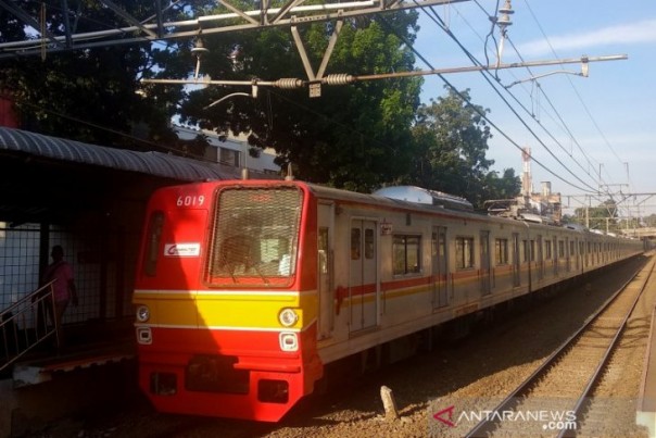 Ilustrasi Kereta MRT terhenti mendadak saat pemadaman listrik PLN kemarin di Jakarta. 